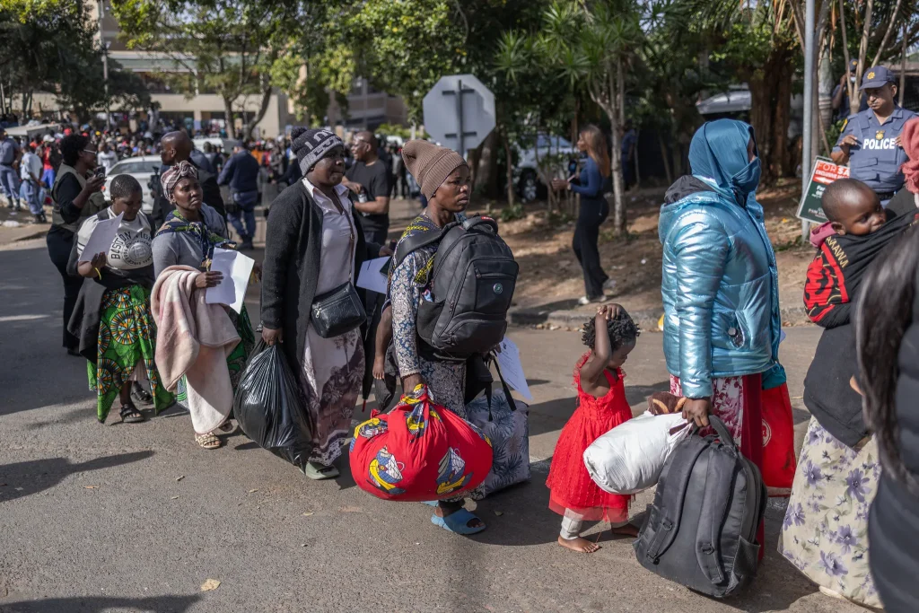 Préavis et expulsion peuvent-ils être notifiés ensemble ? Analyse de l'article 26 du décret n°2022-001/PR à la lumière d'un référé du TGI de Lomé.